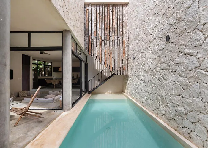 Round Luxury Private Pool & Jungle Rooftop 2b Villa *