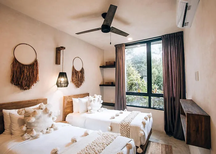 Round Luxury Private Pool & Jungle Rooftop 2b *