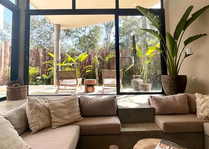Round Luxury Private Pool & Jungle Rooftop 2b